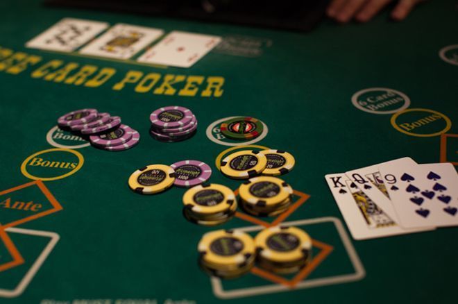 How to play 3 card poker at the casino