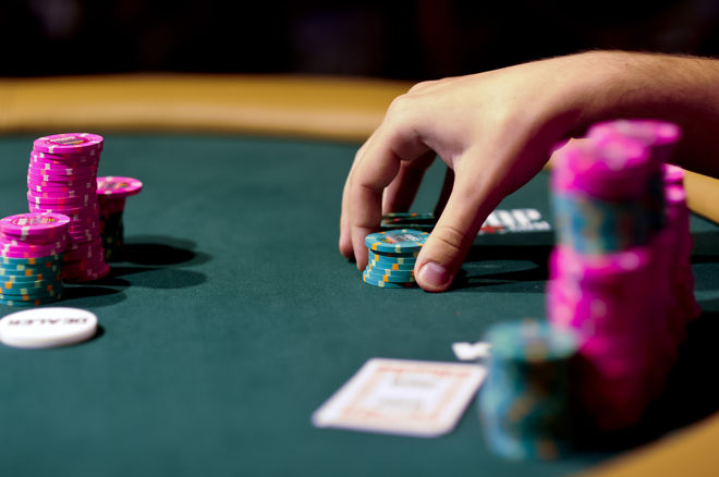 Remembering Suits and Estimating Stacks in Live Poker