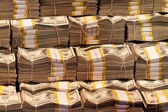 WSOP finalininkai privalės sumokėti per dešimt milijonų dolerių mokesčių 0001 WSOP finalininkai privalės sumokėti per dešimt milijonų dolerių mokesčių 0001