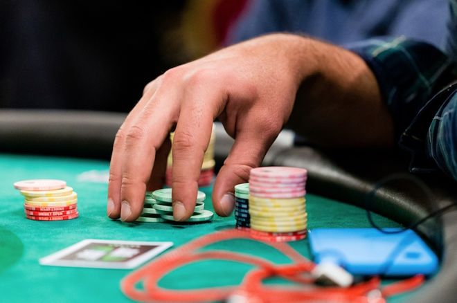 Five Factors to Consider When Blind Stealing in Tournaments