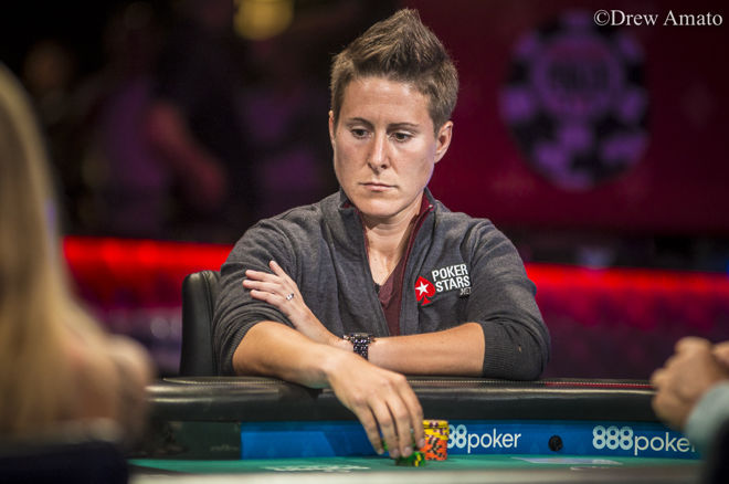 WSOP pagrindiniame turnyre Vanessa Selbst patyrė neįtikėtiną pralaimėjimą (VIDEO) 0001 WSOP pagrindiniame turnyre Vanessa Selbst patyrė neįtikėtiną pralaimėjimą (VIDEO) 0001
