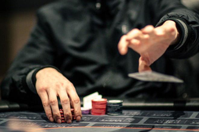 Intimidate and Confuse Your Opponents By Folding Fast Intimidate and Confuse Your Opponents By Folding Fast