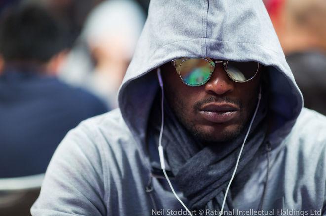 PSCPrague 2017 : Pierre Calamusa et Kalidou Sow à 15 left, Jean Montury saute lors du Jour 4 0001