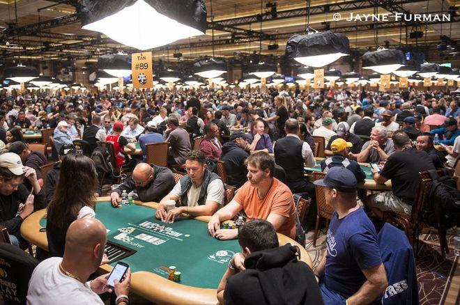 WSOP 2018: What to Bring to the World Series of Poker - A Checklist