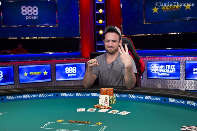 Pasaulio Pokerio čempionas Joe Cada iškovojo trečiąjį WSOP trofėjų 0001 Pasaulio Pokerio čempionas Joe Cada iškovojo trečiąjį WSOP trofėjų 0001