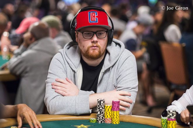 Poker tables for sale amazon