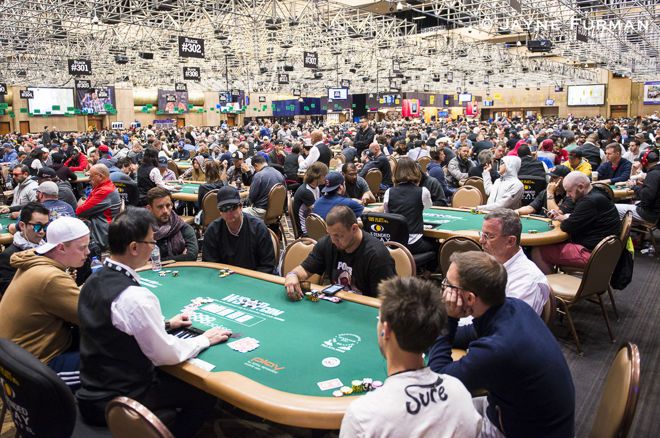 How *Not* to Stay Fit at the WSOP