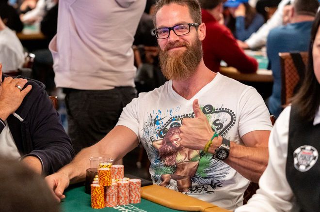 2019 WSOP (19) - Van Zadelhoff & Vonk met grote stacks naar Dag 3 van $1.000 Double Stack 2019 WSOP (19) - Van Zadelhoff & Vonk met grote stacks naar Dag 3 van $1.000 Double Stack