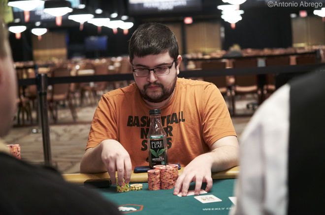 Dlaczego pokerzyści popadają w długi - 3 Powody 0001 Dlaczego pokerzyści popadają w długi - 3 Powody 0001