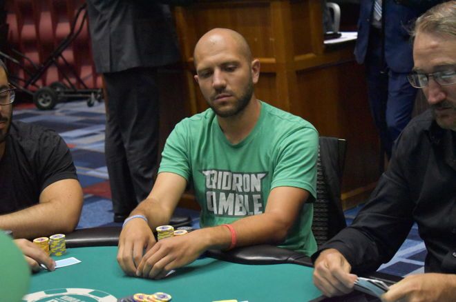 PokerNews' own Mo Nuwwarah made it through Day 1 of the WSOP Global Casino Championship.