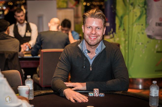 Jorryt van Hoof derde in $10k-event bij Poker Masters ($127k), Joris Ruijs runner-up bij Irish Poker Online (€41.328) Jorryt van Hoof derde in $10k-event bij Poker Masters ($127k), Joris Ruijs runner-up bij Irish Poker Online (€41.328)