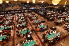 relatia intre stacking si trisat in turneele de poker