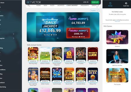 The BetVictor homepage invites the visitors to sign up to play casino games