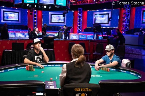 Players battling it out at the 2019 WSOP HORSE