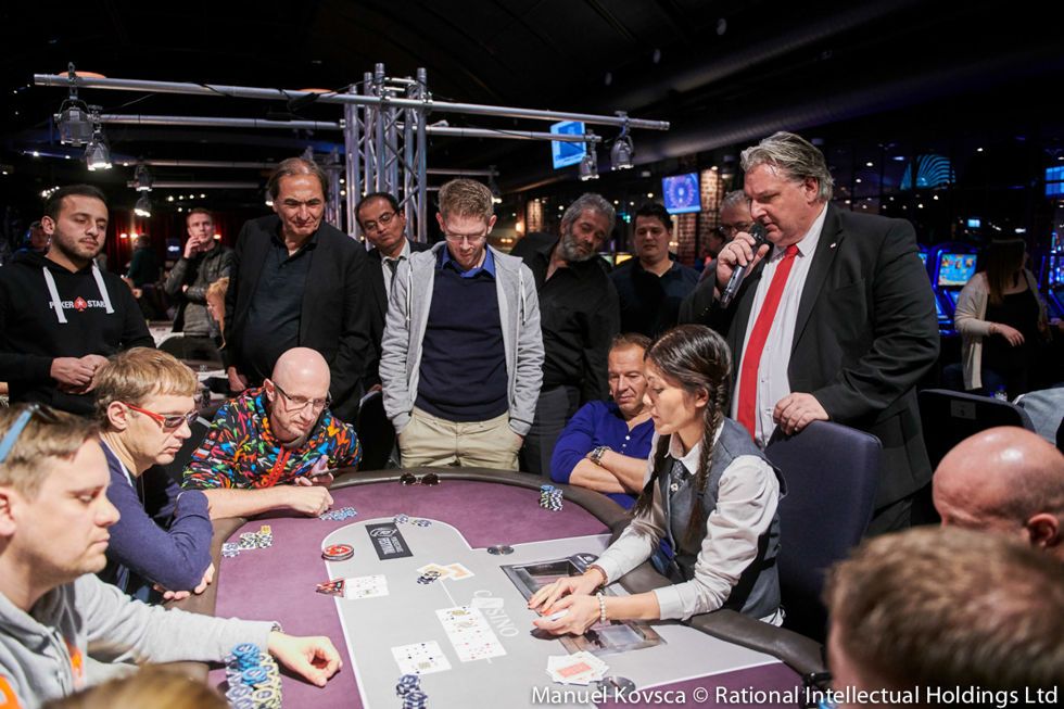 Fabian Fleischmann Bubbles the Main Event