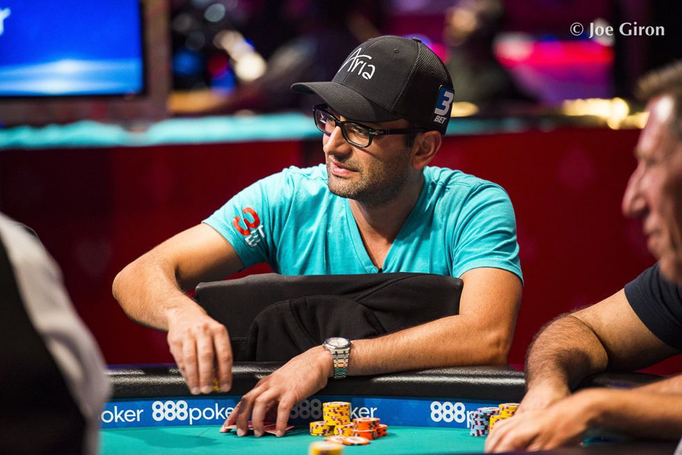 Antonio Esfandiari