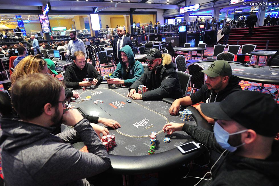 Event #8: €2,000 Short Deck Final Table