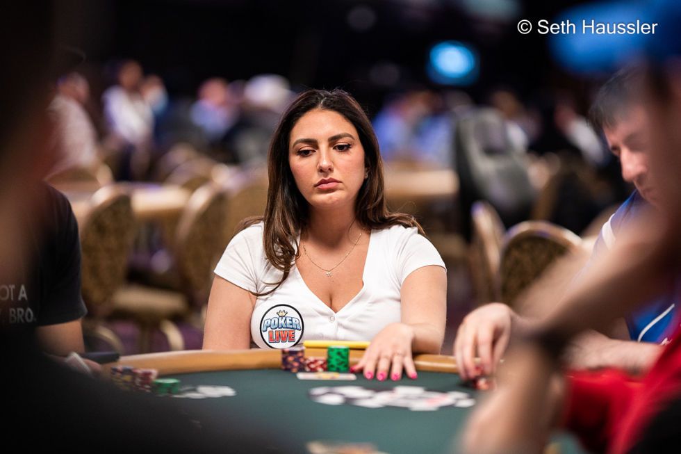 Kelly Minkin bagged 363,500 chips for Day 3 while seven months pregnant
