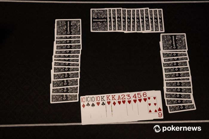 A complete hand in Rummy